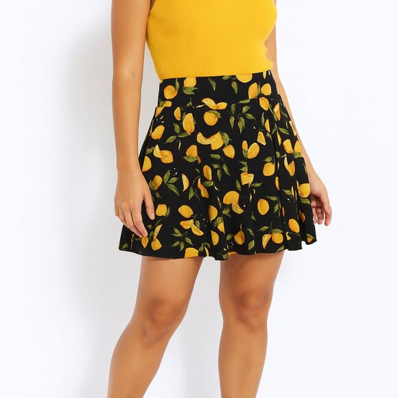 Philosophy Mini Skirt Size 4 NWT - Picture 1 of 6